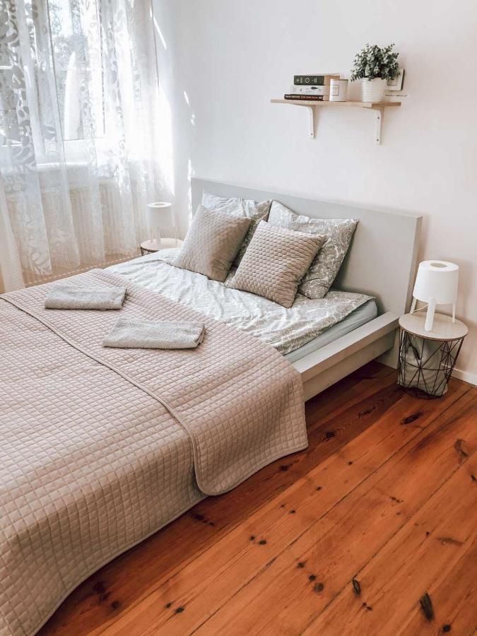 Bankowa 8 Guest Rooms Zielona Gora  Exterior photo